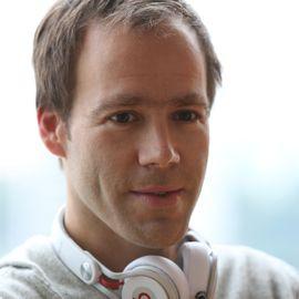 Luke Wood - Professional null Speaker