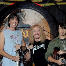 Boston  - Professional null Speaker