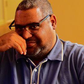 Chris Abani - Professional null Speaker