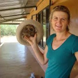 Louise Leakey - Professional null Speaker