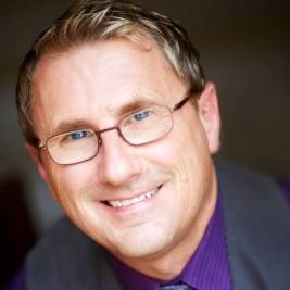 Roland Comtois - Professional null Speaker