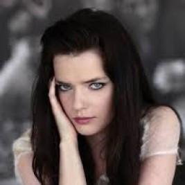 Roxane Mesquida - Professional null Speaker