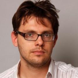 Tom Chatfield - Professional null Speaker