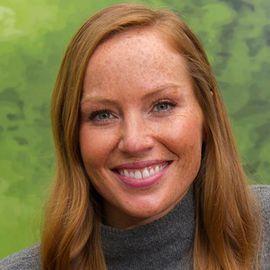 Mina Starsiak - Professional null Speaker