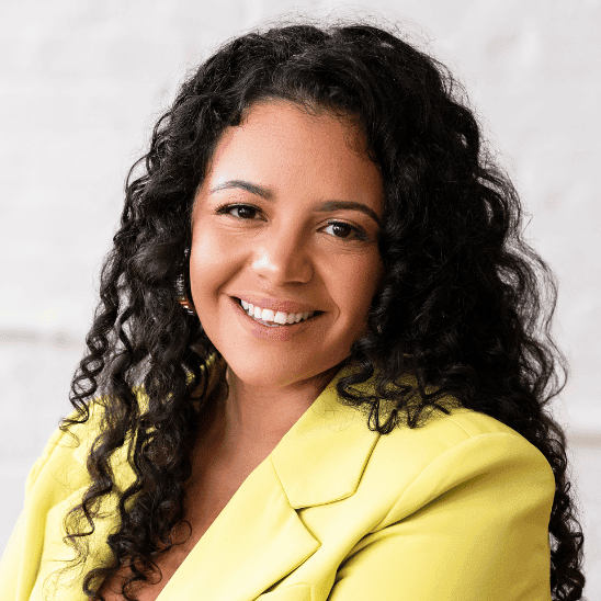 Ivelyse Andino - Professional Speakers Booking