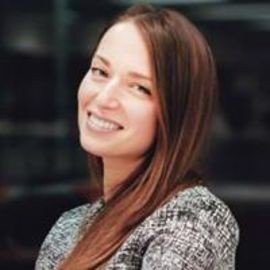 Julia Ioffe - Professional null Speaker