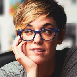 Lauren Morelli - Professional null Speaker