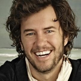 Blake Mycoskie - Professional Speakers Booking
