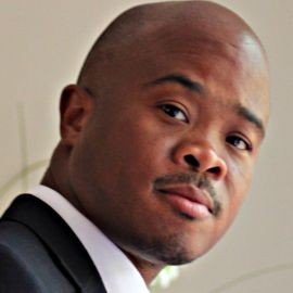 Fred Swaniker - Professional null Speaker