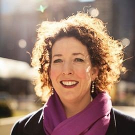 Jennifer Thomas - Professional null Speaker