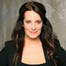 Lisa Haisha - Professional null Speaker