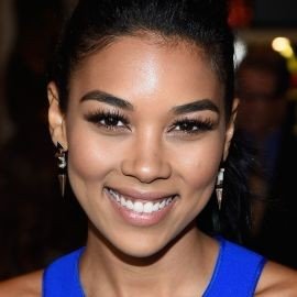 Alexandra Shipp - Professional null Speaker