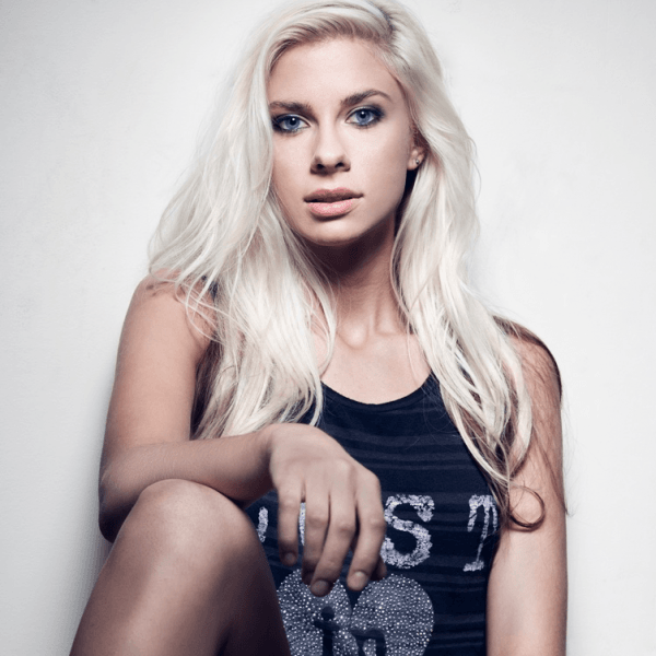 Andie Case - Professional null Speaker