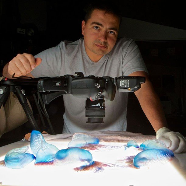 Aaron Ansarov - Professional Speakers Booking