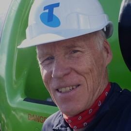 Dr. Joe MacInnis - Professional Speakers Booking