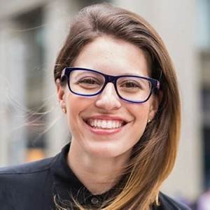 Michelle Poler - Professional null Speaker