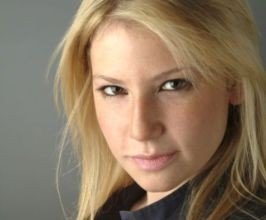Ari Graynor - Professional null Speaker