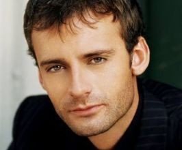 Callum Blue - Professional null Speaker