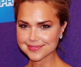 Arielle Kebbel - Professional null Speaker