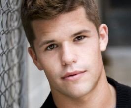 Charlie Carver - Professional null Speaker