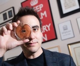 Andrew Pelling - Professional Speakers Booking