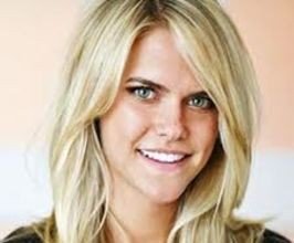 Lauren Scruggs Kennedy - Professional null Speaker