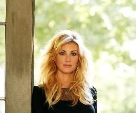 Faith Hill - Professional null Speaker