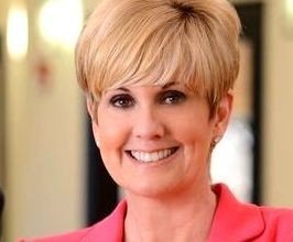 Lori Allen - Professional Speakers Booking