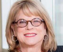 Mary Davis Holt - Professional null Speaker