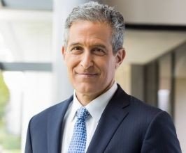 Richard Besser - Professional Speakers Booking