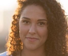 Natalie Warne - Professional null Speaker