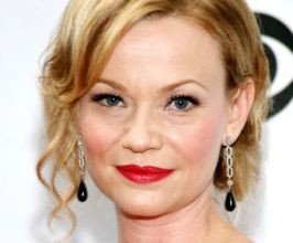 Samantha Mathis - Professional null Speaker