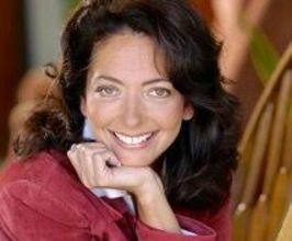 Holly Dowling - Professional null Speaker