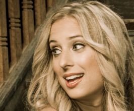 Risa Binder - Professional null Speaker