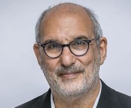 Alan Yentob - Professional null Speaker