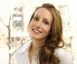 Marisha Pessl - Professional null Speaker