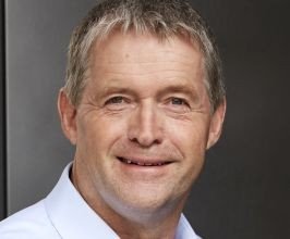 Mark Foster - Professional null Speaker