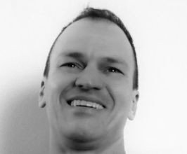 Leon Fourie - Professional null Speaker