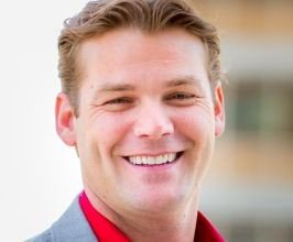 Derek Peterson - Professional null Speaker