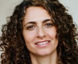 Daphne Miller - Professional null Speaker