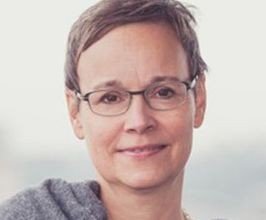 Pia Betton - Professional null Speaker