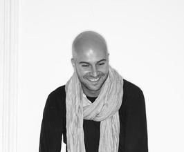 Chris Kyvetos - Professional null Speaker