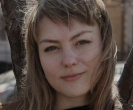 Angel Olsen - Professional null Speaker