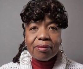 Gwen Carr - Professional null Speaker