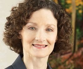 Eileen Serra - Professional null Speaker