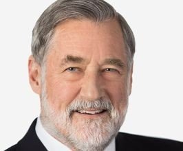 Maxwell King - Professional null Speaker