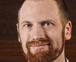 Kevin Fink - Professional null Speaker