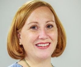 Pamela Santos - Professional null Speaker