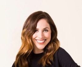 Jaclyn Johnson - Professional null Speaker