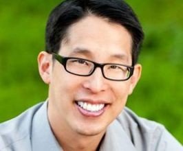 Gene Luen Yang - Professional null Speaker